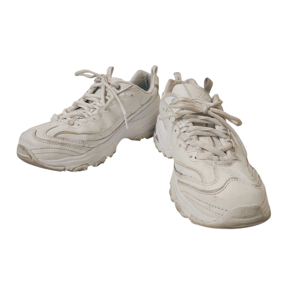 Sketchers D'Lites Women's White Athletic Memory Foam Chunky LaceUp Sneaker Size9 - Picture 1 of 10